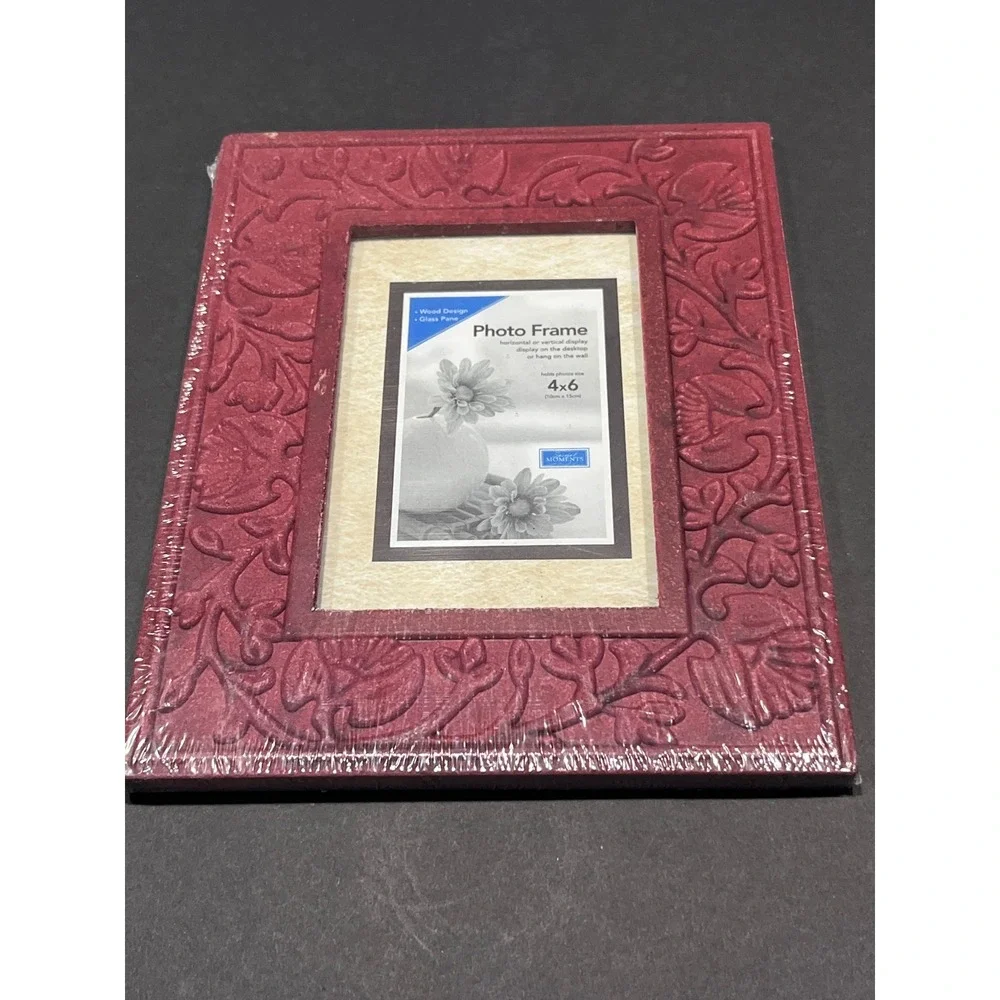 Moments 4x6 Photo Frame Burgundy Red Embossed Floral Wood Design Glass Pane NEW